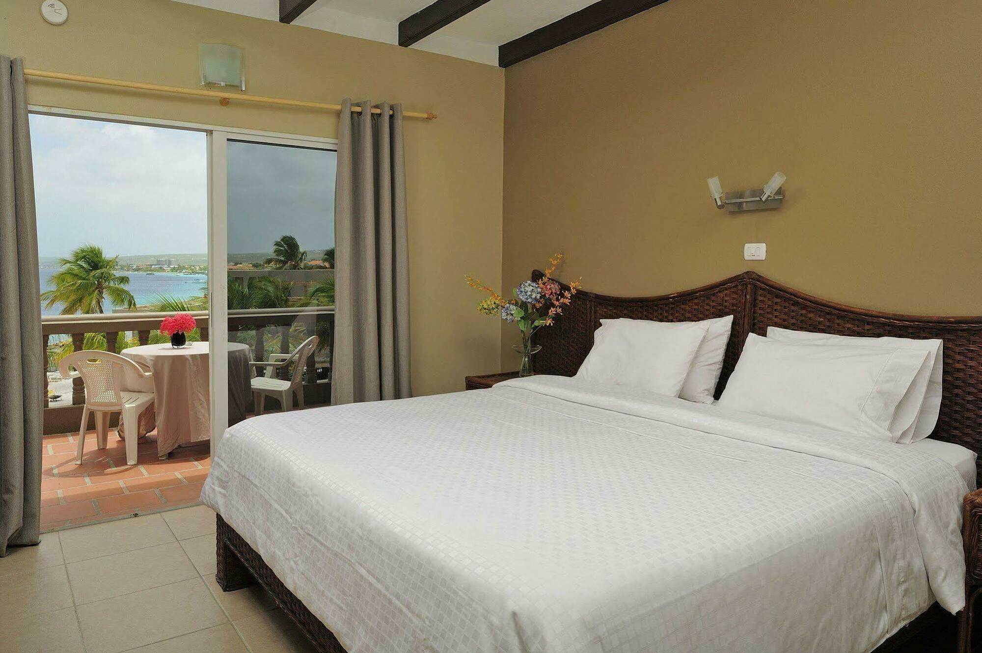 Eden Beach Resort - Bonaire Playa Esterno foto